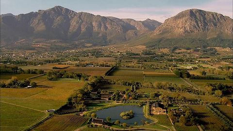 Africa's Great Civilizations. Episode 6, Commerce and the Clash of Civilizations cover image cdn