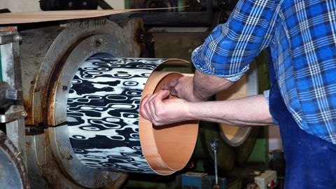 Making Stuff: Season 1. Episode 4, Drums cover image cdn