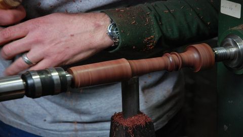 Making Stuff: Season 2. Episode 28, Bagpipes cover image cdn