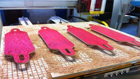 Making Stuff: Season 2. Episode 41, Longboards cover image cdn
