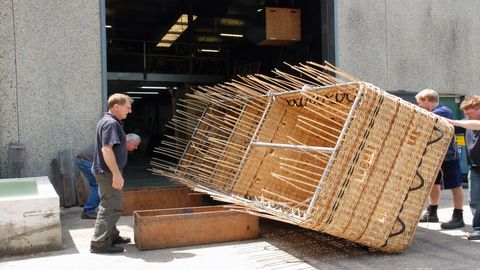 Making Stuff: Season 2. Episode 51, Hot air balloons cover image cdn