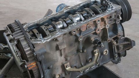 The Internal Combustion Engine cover image cdn