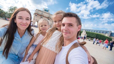 Learning French. Episode 7, Vacations and Leisure Activities cover image cdn