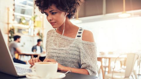 Learning French. Episode 13, Travel and Technology cover image cdn