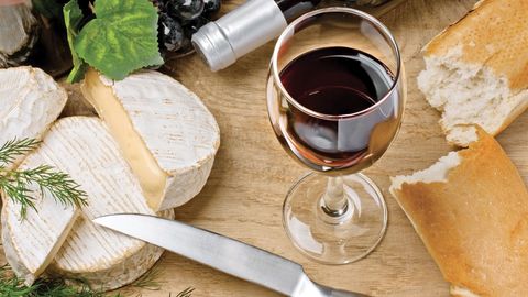 Learning French. Episode 22, Le Patrimoine: Customs cover image cdn