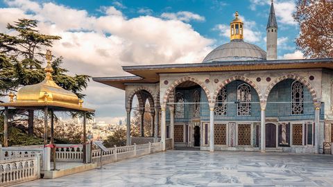 The Ottoman Empire. Episode 9, Sultans in Topkapı, 1566-1648 cover image cdn