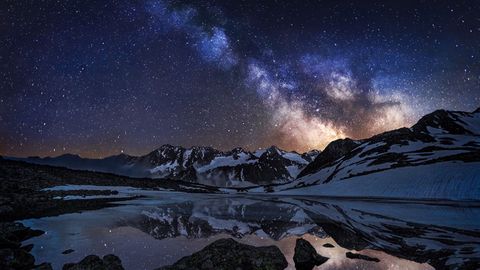 Radio Astronomy. Episode 1, Radio Astronomy and the Invisible Universe cover image cdn