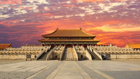 Understanding Imperial China. Episode 24, China's Last Dynasty: Fall of the Manchus cover image cdn