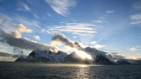 Polar Explorations. Episode 1, A Passion for the Poles cover image cdn