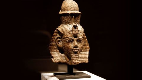 The Architecture of Power. Episode 3, Amarna: Palace of the First Sun King cover image cdn