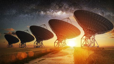 Introduction to Astrophysics. Episode 11, Radio and X-Ray Telescopes cover image cdn