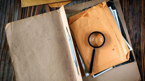 Investigating American Presidents. Episode 11, The Value of Investigative Reports cover image cdn