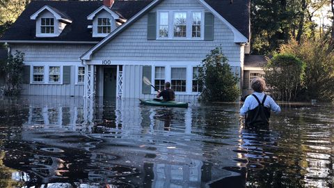 H2O: The Molecule That Made Us. Episode 3, Crisis cover image cdn