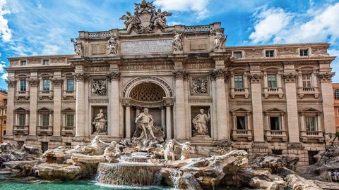The Guide to Essential Italy. Episode 8, The Trevi Fountain and Baroque Rome cover image cdn