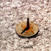 Vse kar si pustila da leži na tleh cover image cdn