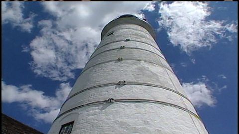Modern Marvels. Episode 6, Lighthouses cover image cdn