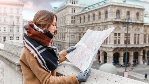 Learning German: A Journey through Language and Culture. Episode 6, Eine Reise nach Wien und Salzburg cover image cdn