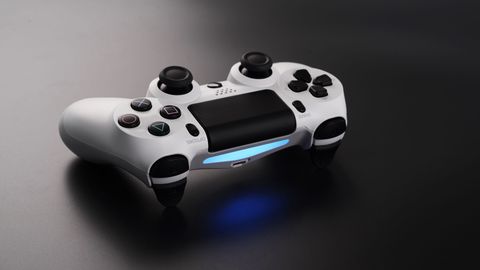 How Digital Technology Shapes Us. Episode 8, Video Games and Violence cover image cdn