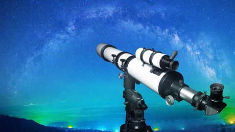 Understanding the Universe: An Introduction to Astronomy, 2nd Edition. Episode 6 Our Sky through Binoculars and Telescopes cover image cdn