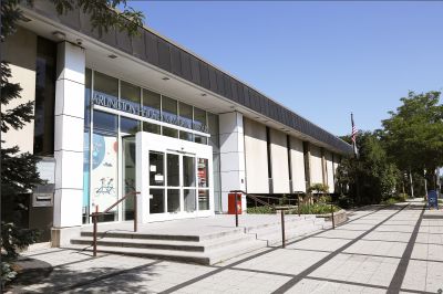 Arlington Heights Memorial Library jigsaw puzzle cover image cdn